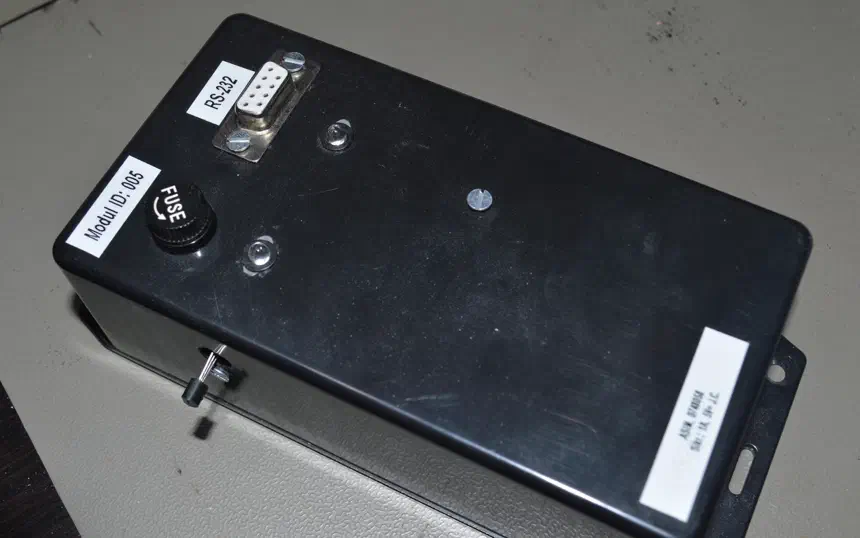 Serial interface module, with analog and digital I/O — AVR