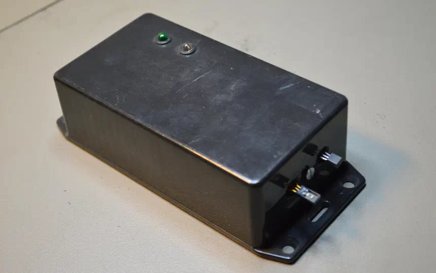 Temperature and humidity sensor (RS-232), AVR