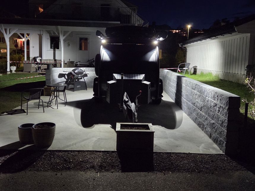 Hero Camper exterior lights