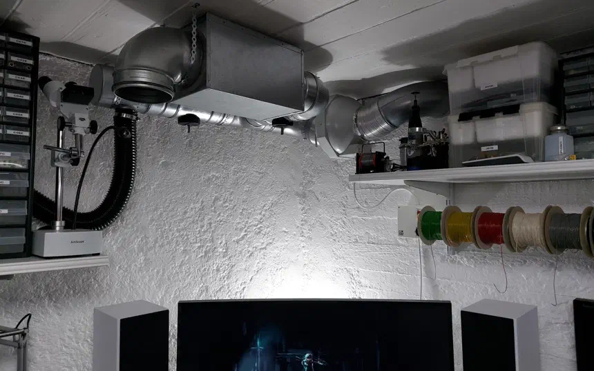 Home office ventilation — controlled by CO₂ level