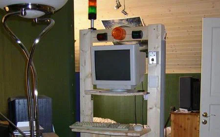 Wooden 2-post open rack frame