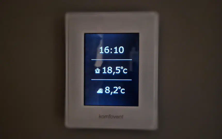 (Re)set the time on our Komfovent ventilation system